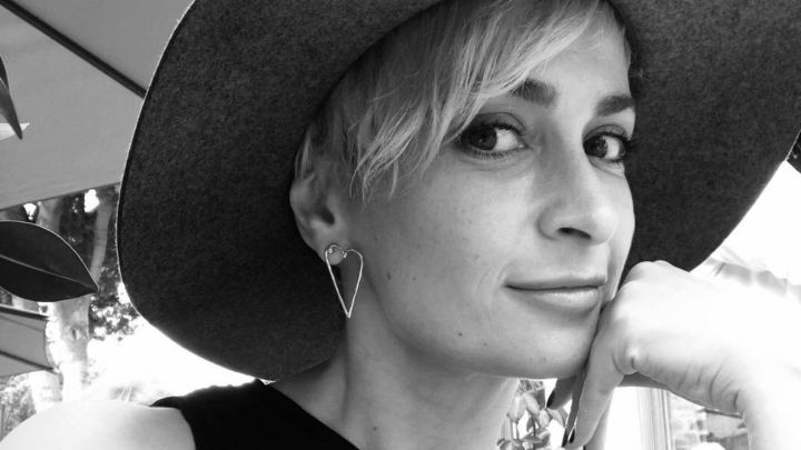 La industria del cine está de luto tras la muerte de Halyna Hutchins. ¿Quién era la directora de fotografía que murió tras un disparo accidental de Alec Baldwin?
