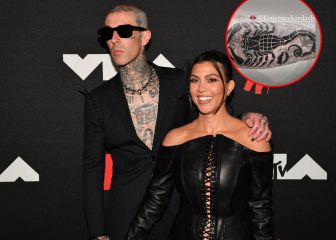 Travis Barker cubre tatuaje de su ex con otro de Kourtney K.
