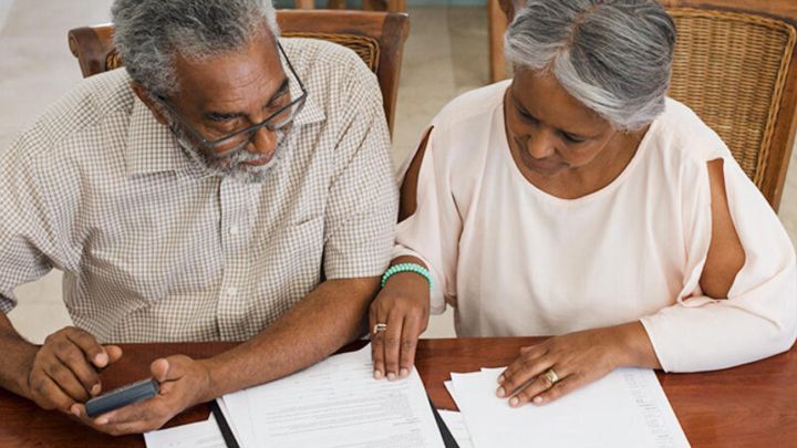 Desde 1965, Medicare ha ofrecido programas de seguro médico. Aquí toda la información sobre cómo inscribirse y cuál es la edad mínima para hacerlo.