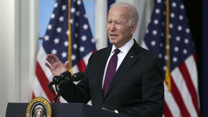 El presidente Biden ha firmado el proyecto de ley de infraestructura bipartidista de $1.2 billones. ¿Qué incluye la legislación? Aquí los detalles.