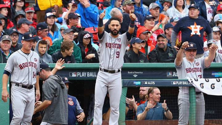 Marwin González paga con defensa sus oportunidades
