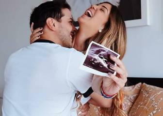 Víctor Muñoz anuncia sexo de su bebé al estilo mundialista