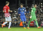 Argentina remonta y Messi marca de penalti