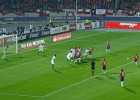 El tiro libre 'casi perfecto' de Alexis Sánchez ante Bolivia