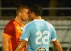 Compañero se Orellana casi se va a las manos con Podolski