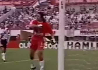 El 'Mono' Burgos cumple 50: Los paradones de locura