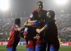 El doblete de Morales da esperanzas al Levante