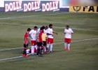 ¡La particular forma de defender en un tiro libre!