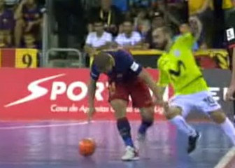 El show de Ricardinho no para: caño con el exterior de locos
