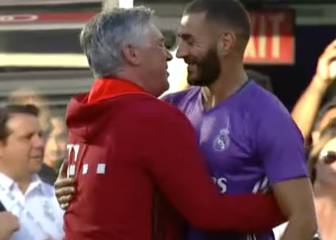 El sentido abrazo de Ancelotti con Benzema y Jesé