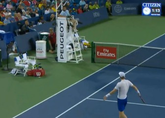 Pelotazo de Murray con el pie: ¡La bola peinó al juez de silla!