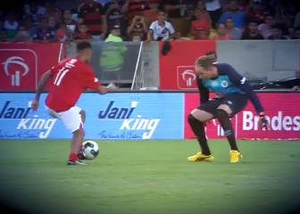All aboard the showboat! Neymar up to his old tricks again...