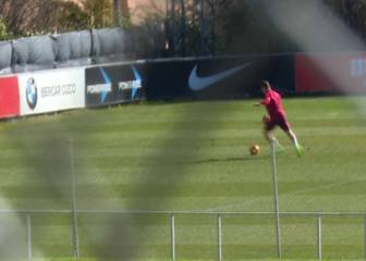 Gameiro se quedó a practicar penales tras su fallo en Copa