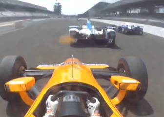 ¡Parece fácil! ¡Doble pasada montados en el coche de Alonso!