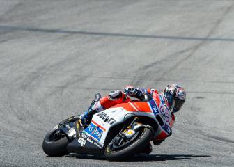 Dovizioso repite victoria y Márquez firma un gran segundo