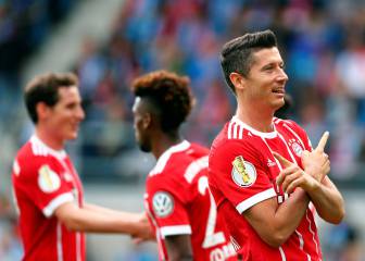 Lewandowski guía la 'manita' del Bayern ante el Chemnitzer