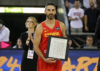 Navarro fue homenajeado y España aplastó a Venezuela