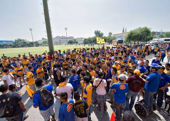 Porra de Tigres 'ataca' a los cuatro grandes con una canción