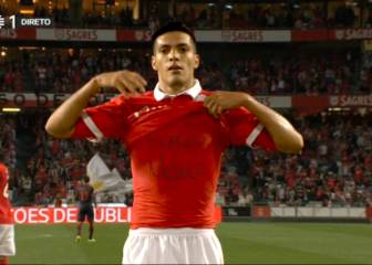 Jiménez anotó con el Benfica: