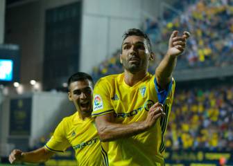 Barral se agranda ante Osasuna y el Cádiz pasa de ronda