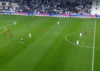 Es como el buen vino: Xavi hace una de las mejores jugadas de su carrera a sus 38 años