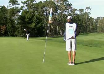 Jon Rahm picks a perfect line