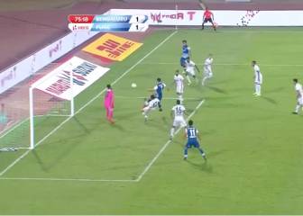 Miku, enfadado: marca otro gol en la India pero no lo celebra