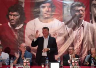 ¡Espectacular recibimiento a Miguel Brindisi en Huracán!