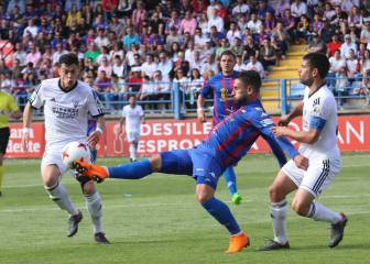 Un doblete de Zarfino mete al Extremadura en la final del playoff
