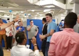 La 'cobra' de Doncic a una mujer: la dejó con la mano en el aire