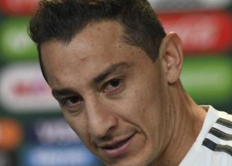 Guardado llama a los árbitros a tener ojo con las exageraciones de Neymar