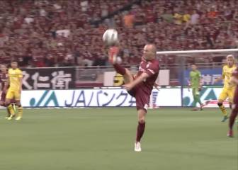 El mago del talento infinito: Iniesta y su primera barbaridad en Japón