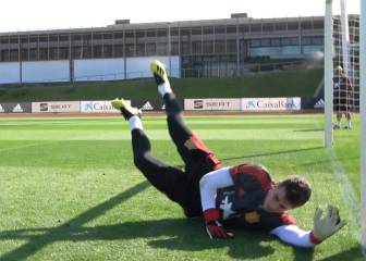 Spain keepers Kepa and De Gea put through the grinder