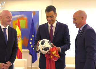 Infantino y Rubiales visitan a Pedro Sánchez en la Moncloa