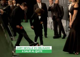 El hijo de Marcelo también es The Best: interrumpe a la TV inglesa y regatea a Neville