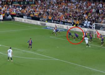 La 'asistencia' de Piqué a Garay: ¿por qué agachó la cabeza?