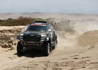 Nani Roma asciende al tercer puesto en el Rally Dakar