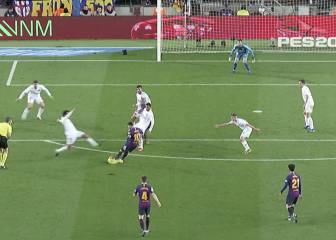 Messi en la frontal, un hueco y seis piernas delante: su gol de toda la vida por enésima vez