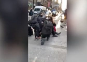 Auto se llevó por delante a manifestantes en protesta del Black Lives Matter en NY