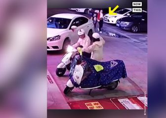 Salva la vida de su hijo de forma milagrosa tras una imprudencia terrible de un conductor