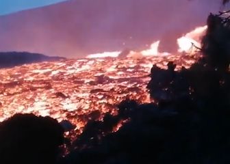 La impresionante velocidad con la que baja el río de lava