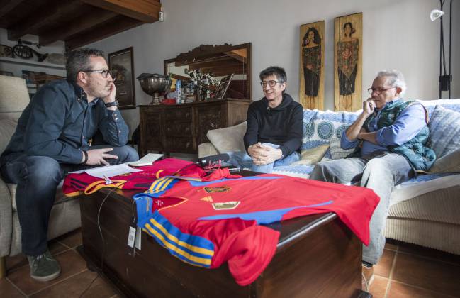 Entrevista a Juan Carlos Rivero y José Ángel de la casa, narradores de la Selección española en TVE, en los últimos 40 años.