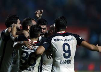 San Lorenzo vence y se mete en la lucha por el título