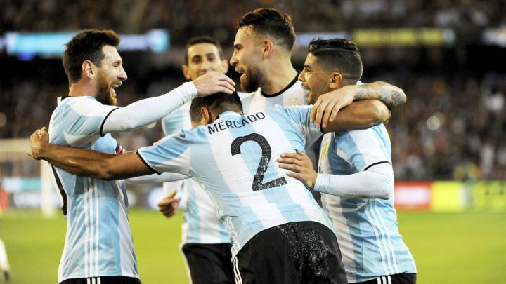Messi pide a los argentinos seguir luchando por el Mundial