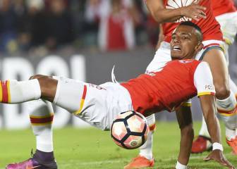 Rosario Central viaja a Bogotá para fichar a William Tesillo