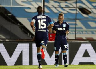 Racing remonta y ganar con la dupla Lautaro-Lisandro