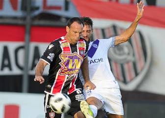 Chacarita vence y frena el crecimiento de Vélez