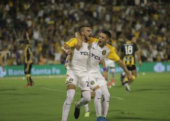 Central golea y luce juventud