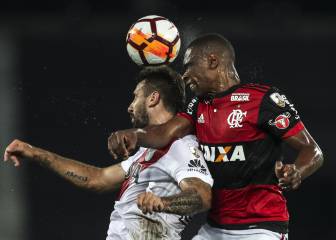 River saca un punto de oro