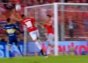 Penel, sobre el posible penalti de Verón: 